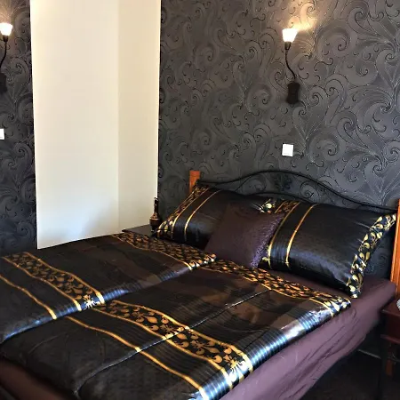 Reva Konukevi 3*